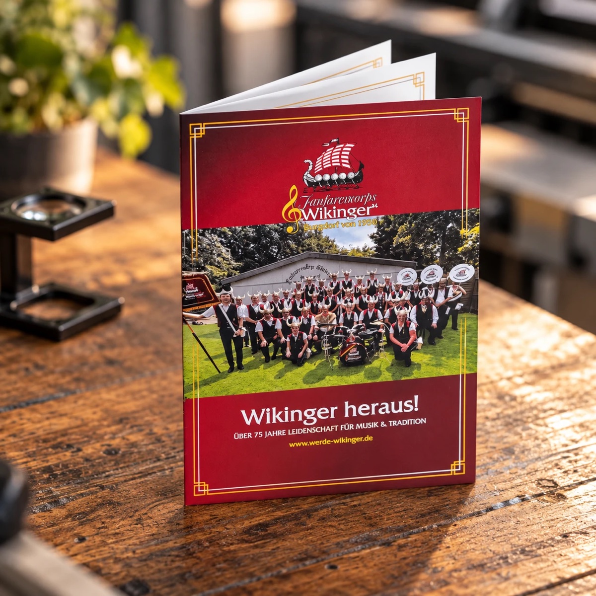 Gedruckte Vereinsbroschüre für das Fanfarenkorps Wikinger Burgdorf von Druckerei Block